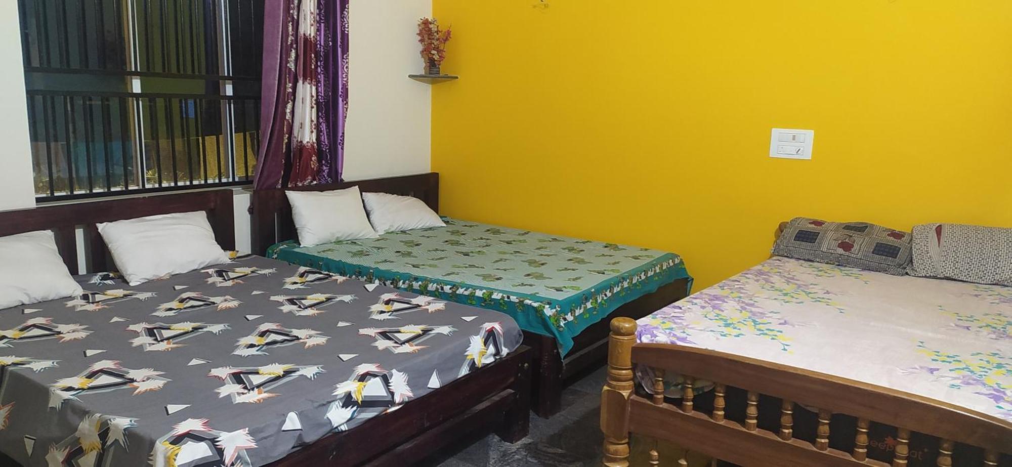 Ratnakar Arundekar Home Stay In Beach Side Ac Room Gokarna  Eksteriør bilde