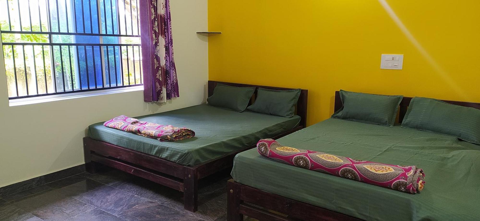 Ratnakar Arundekar Home Stay In Beach Side Ac Room Gokarna  Eksteriør bilde