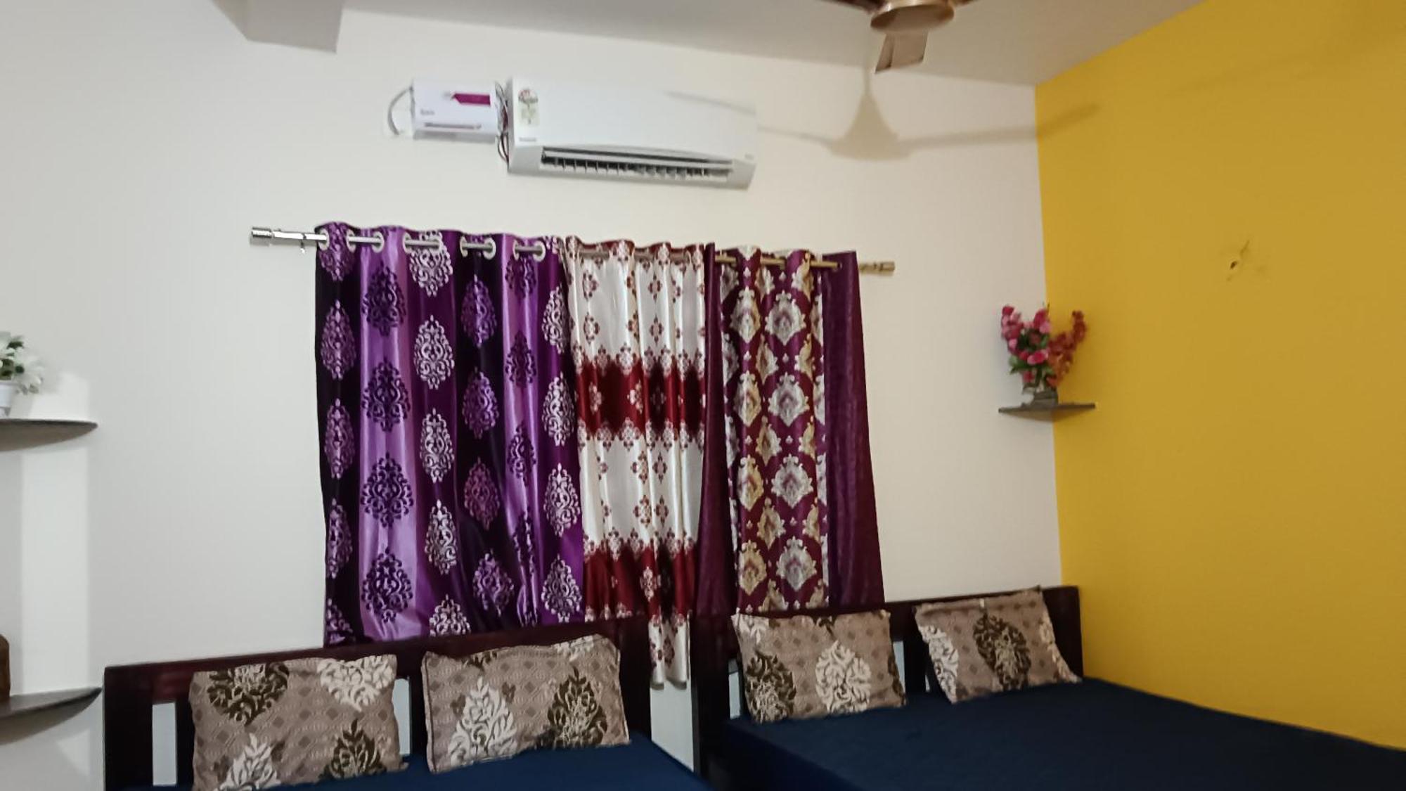 Ratnakar Arundekar Home Stay In Beach Side Ac Room Gokarna  Eksteriør bilde